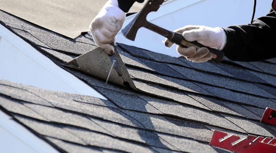 Professional gutter cleaning in Marshfield, MO